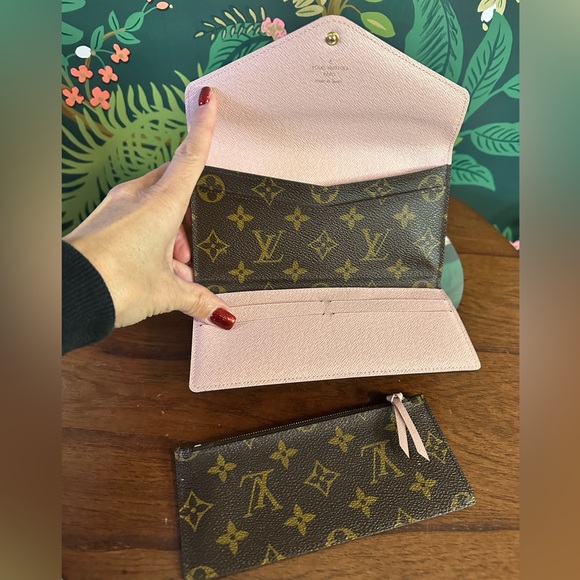 🏆SOLD🏆LOUIS VUITTON Josephine Monogram Rose Ballerine Wallet ❤️🦄 - Picture 3 of 11